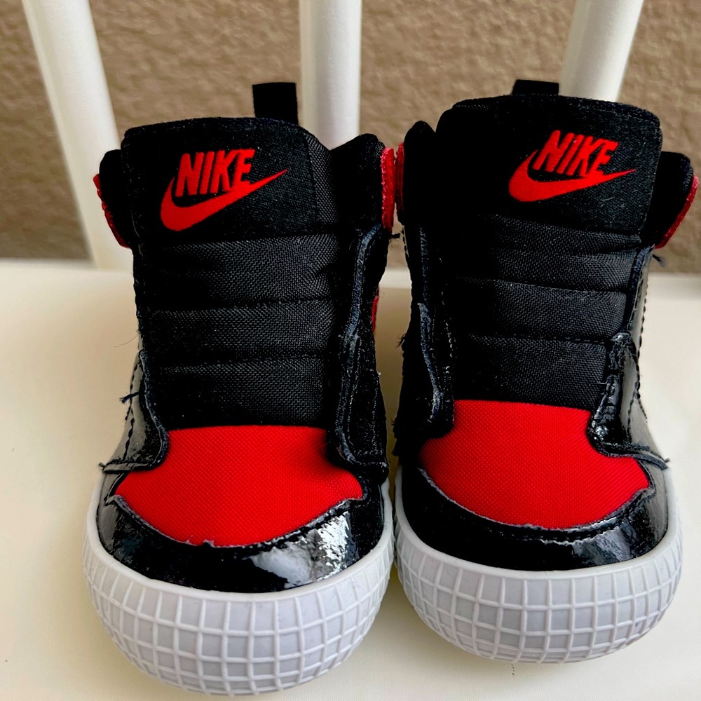 COPY - Air Jordan 1 Retro High OG Crib
'Patent Bred'